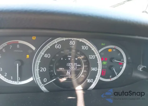 2015 Honda Accord Lx z USA, uszkodzony, nr VIN 1HGCR2F31FA067422